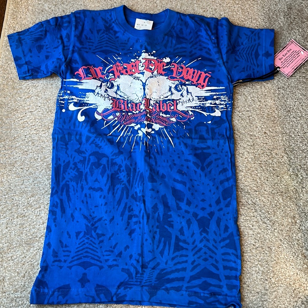 Blue label t-shirt size small